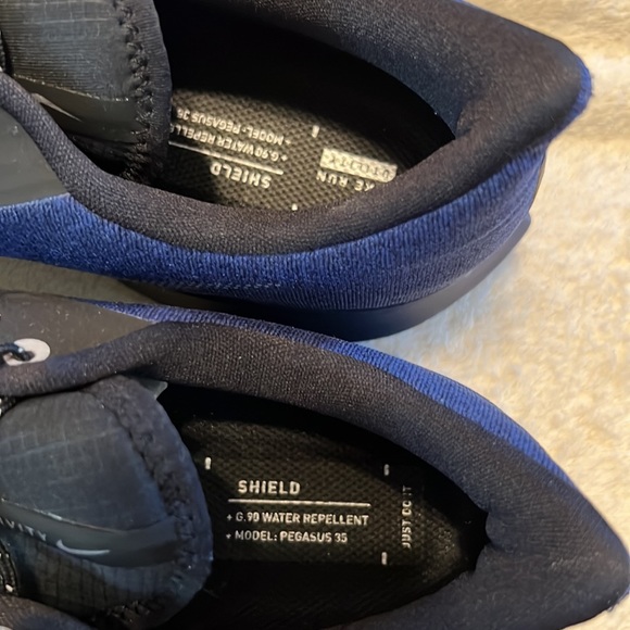 Nike Zoom Shield Water Repellent Sneakers - Picture 5 of 5